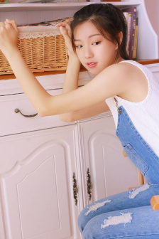 LISA疯马秀首演